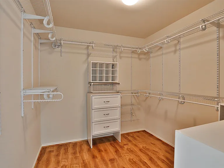 26738 Abbey Springs Ln — Photo 20