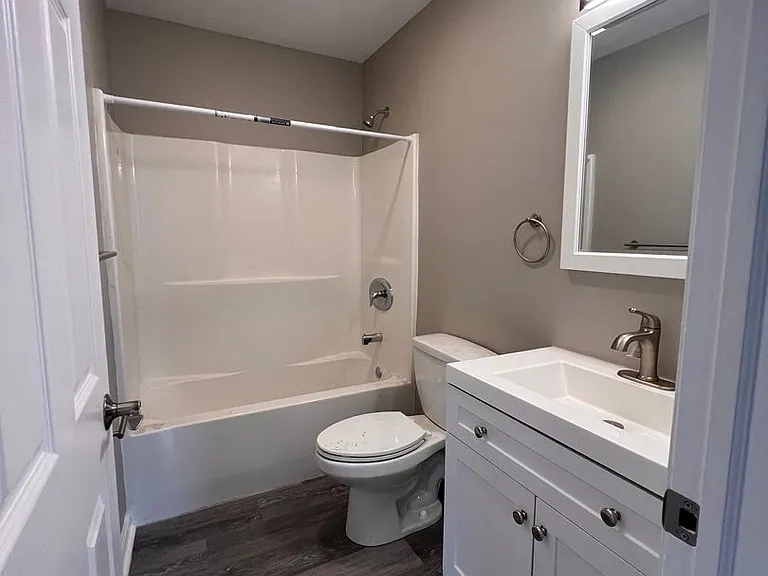 5477 Mauser St #D — Photo 7