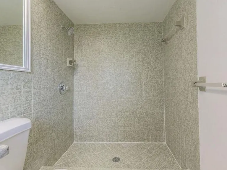 172 Sunward Ave — Photo 15