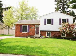 17858 Peters St, Roseville, MI 48066