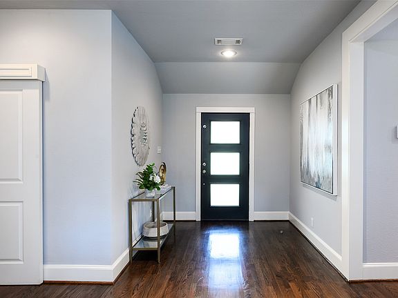 5th image of 3935 Dunhaven Rd