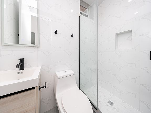 2nd image of 5-42 51st Ave #1A