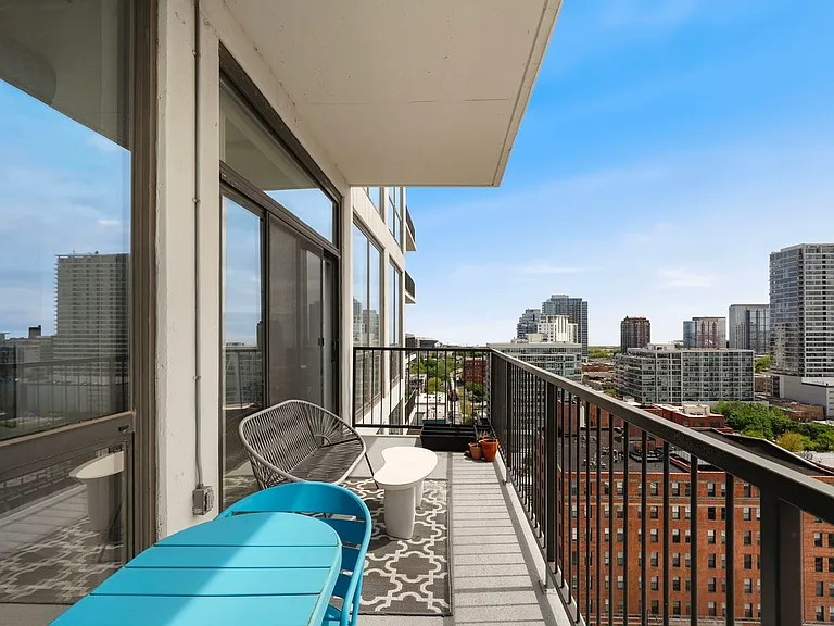 1530 S State St #16M — Photo 18