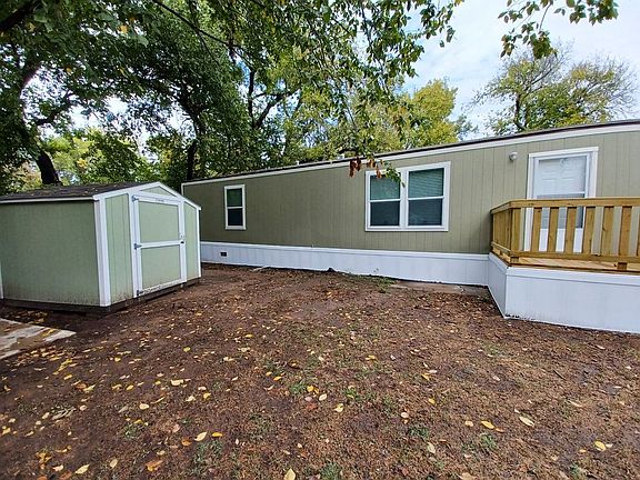 3rd image of 3821 SW 23rd St #3821