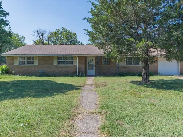 1003 W Delaware Ave, Vinita, OK 74301