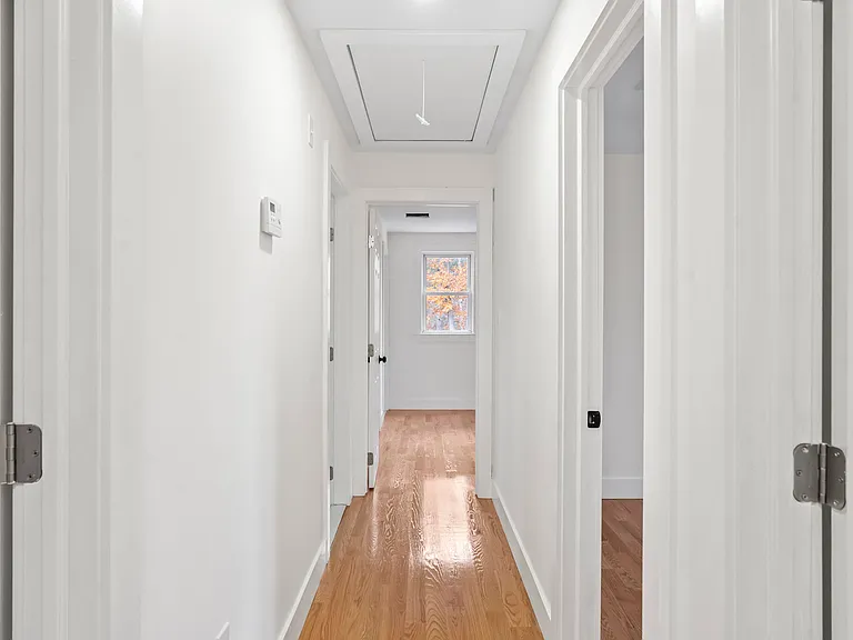 32 Laurel Ln — Photo 12