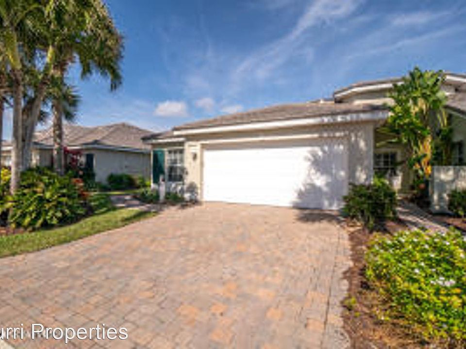 1st image of 430 Moray Pl