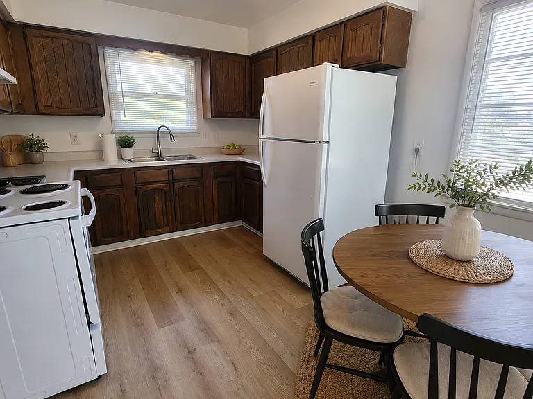 3222 N Madison St #C — Photo 8
