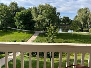 5225 White Willow Dr APT M220, Fort Collins, CO 80528