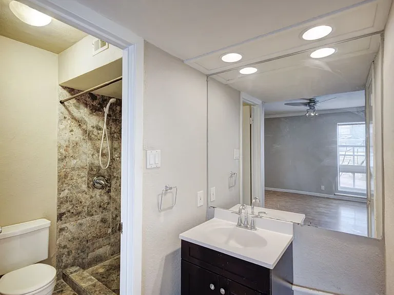 5315 Fleetwood Oaks Ave #260 — Photo 4