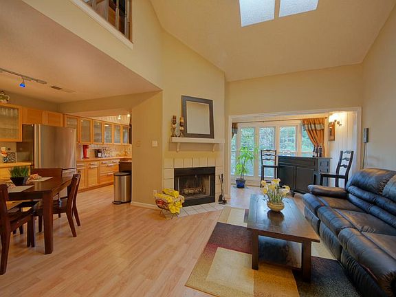 2nd image of 12107 Green Ledge Ct APT 301