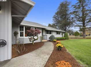 30252 SE Bluff Rd, Gresham, OR 97080