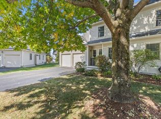 104 Chelsea Pl, Williston, VT 05495