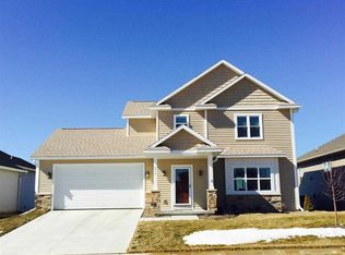 272 S Legacy Way, Sun Prairie, WI 53590