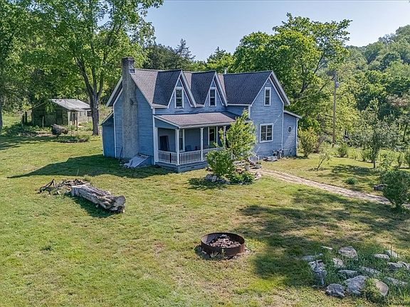4th image of 7480 Beech Hill Rd
