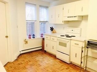 144 Salem St #2, Boston, MA 02113