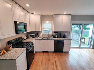 253 Hillside Ave, Somerset, MA 02726