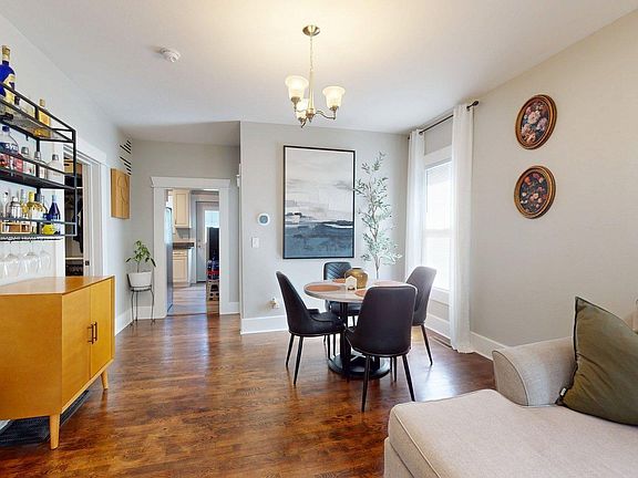 4th image of 1607 S Carr Ave