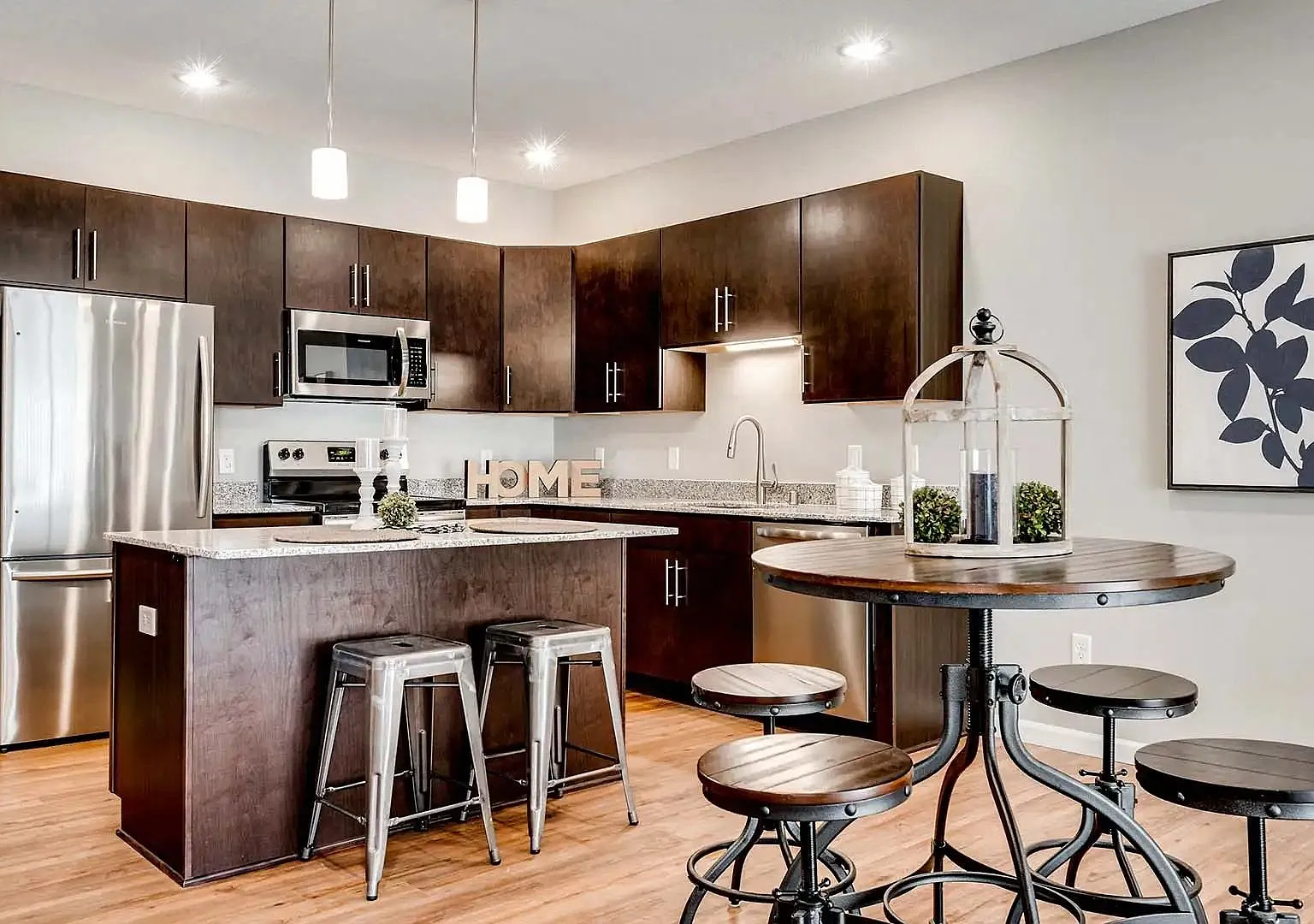 Lexington Lofts Apartment Community — Photo 4