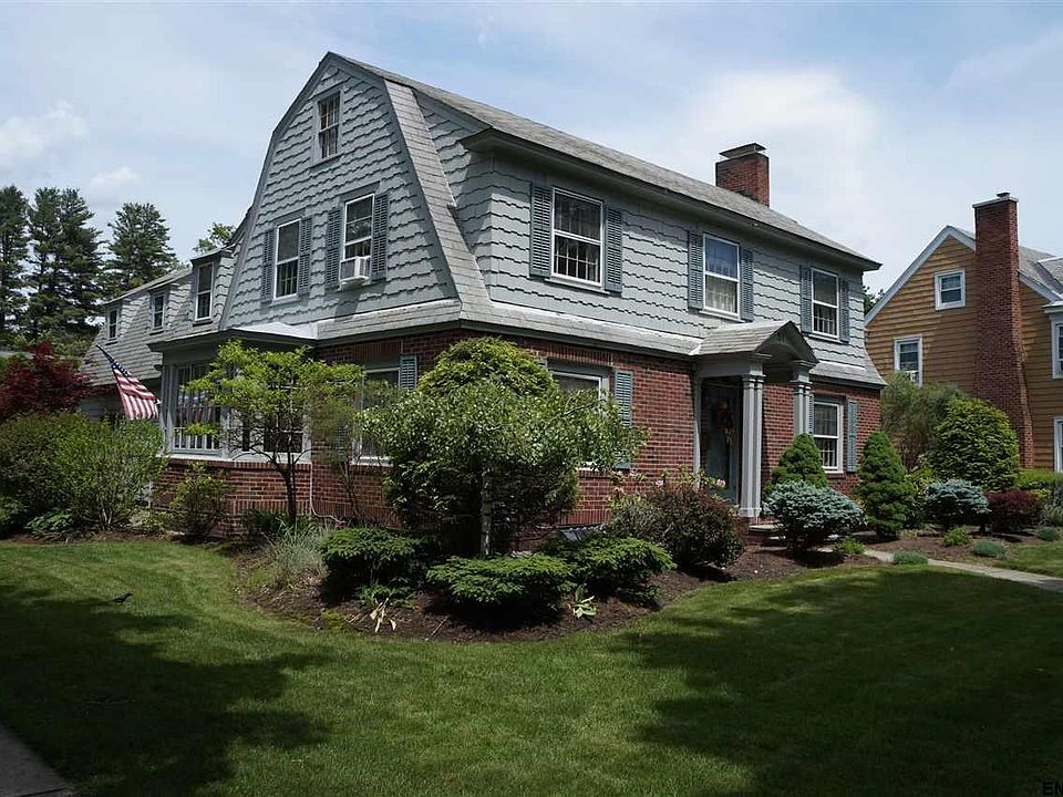 1st image of 51 Horicon Ave