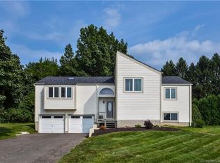 211 Skyline Dr, South Windsor, CT 06074