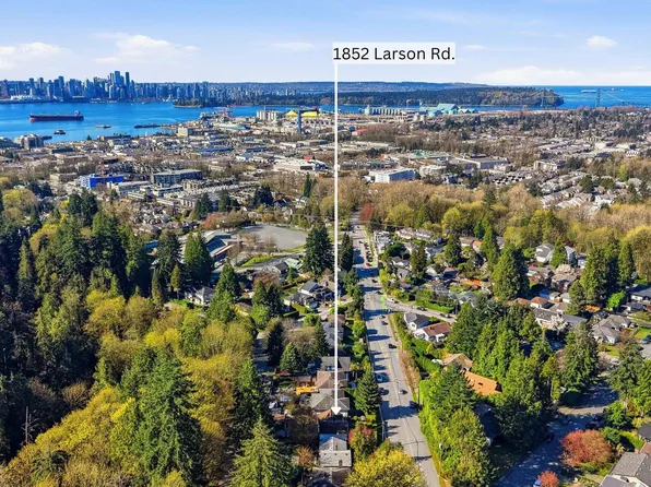 1852 Larson Rd, North Vancouver, BC V7M 2Z6