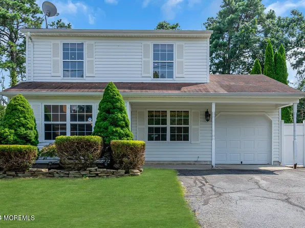 233 Timberline Road, Toms River, NJ 08753