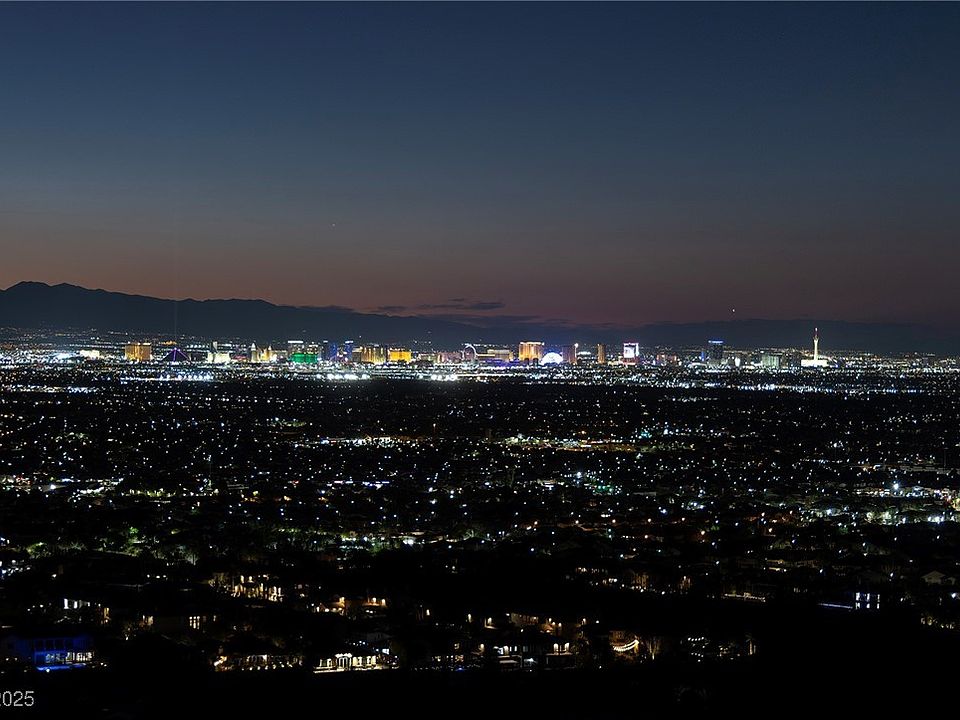 1st image of 616 Scenic Rim Dr