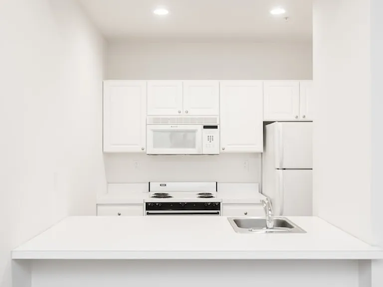 1600 Walnut Street — Photo 3