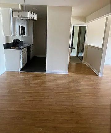 5th image of 5334 Lindley Ave #309-1