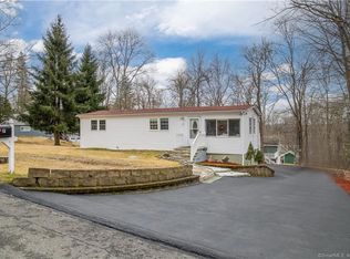 7 Calverton Dr, New Fairfield, CT 06812