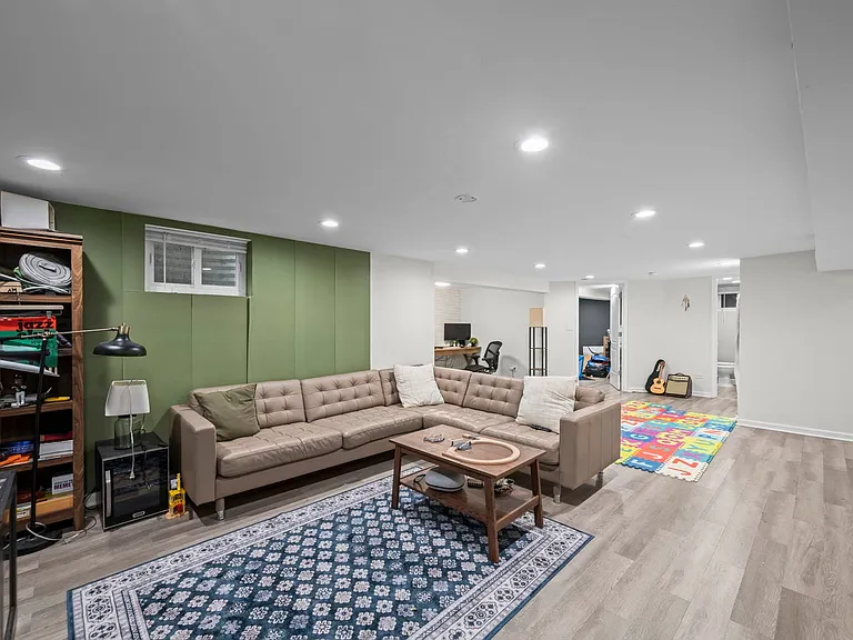 632 N Hickory Ave — Photo 18