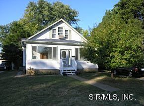 2nd image of 307 N Metter Ave