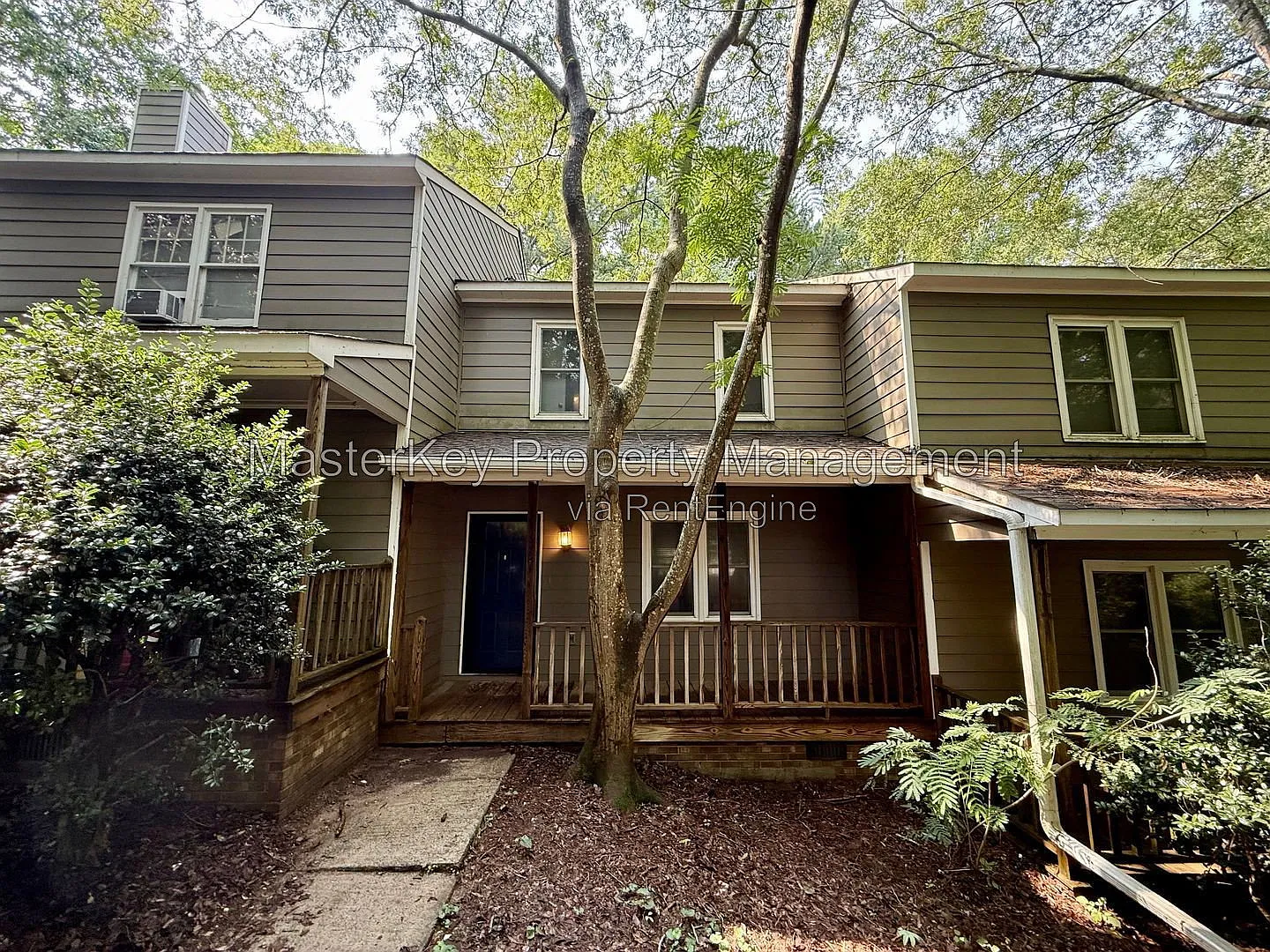 2 bed, 2.5 bath, 1050 sqft, $1,425 — Photo 1