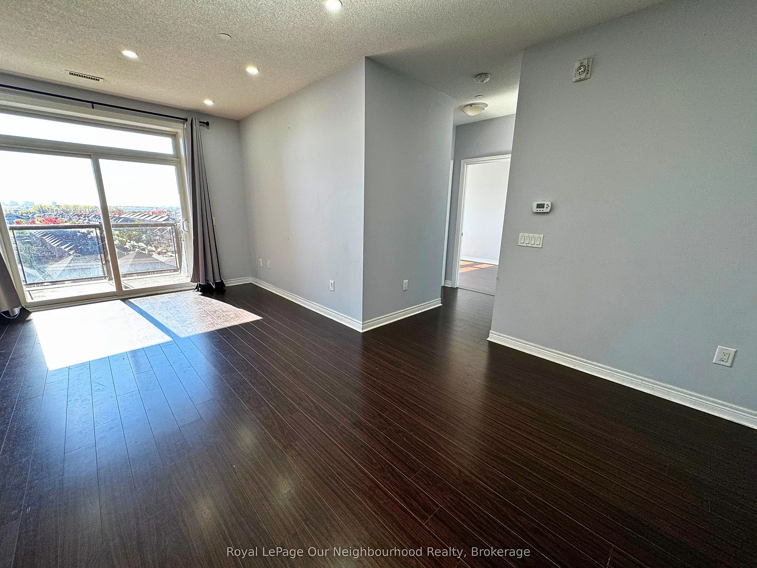 3 bed, $3,000 — Photo 3
