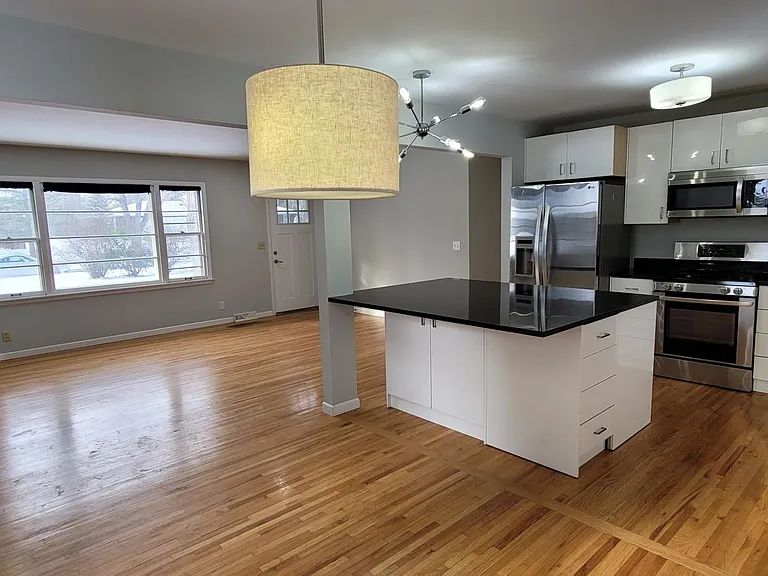 6923 Barberry Ln — Photo 8