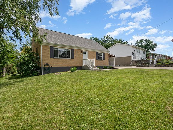 3rd image of 74 Miriam Dr