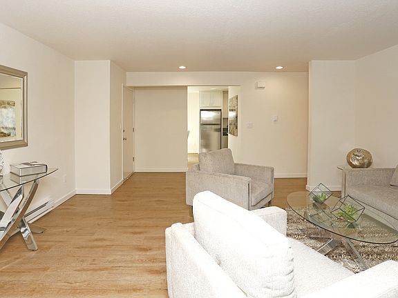 3rd image of 10210 N Foothill Blvd #F-f-26