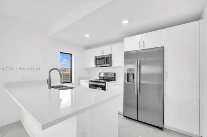 1-245 NW 13th St #245 — Photo 11