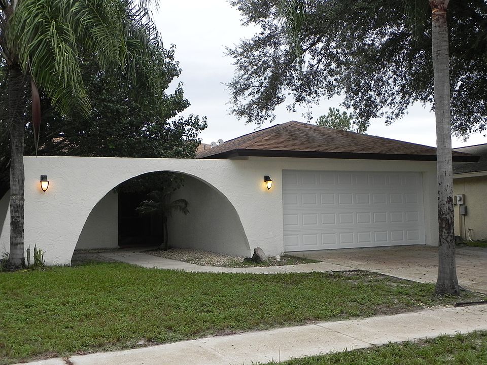 1st image of 2641 Wildwood Ln