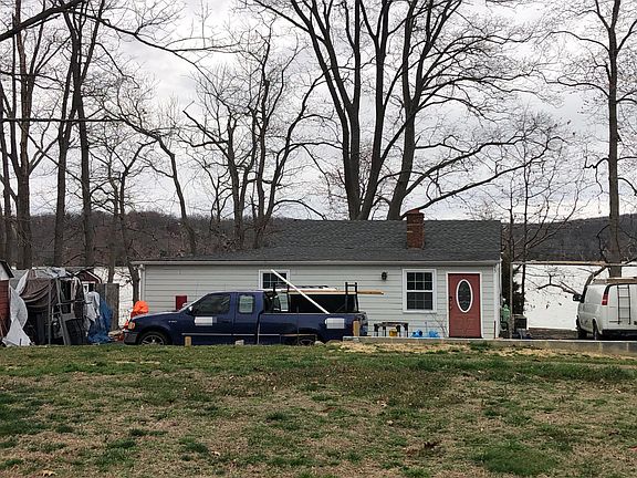 3rd image of 53 Shady Ln