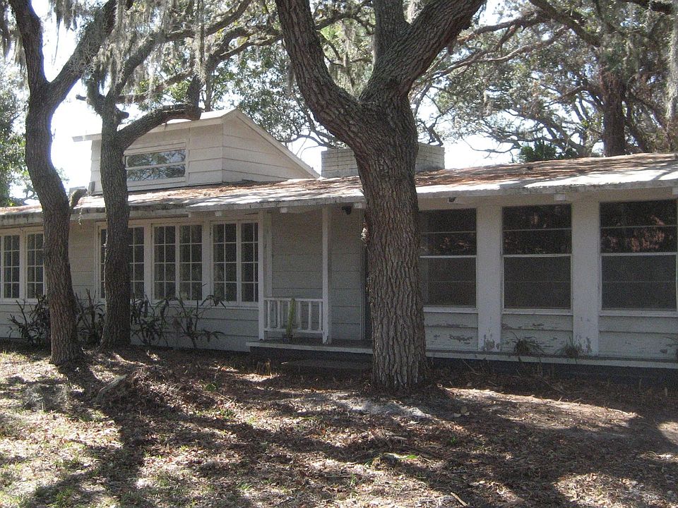 1st image of 2316 Sandrala Dr