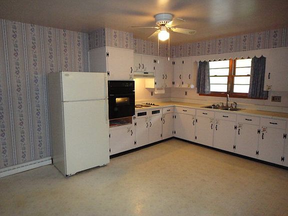 3rd image of 1001 Taylor St