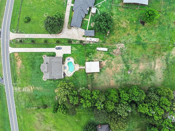 4th image of 1615 Linton Rd