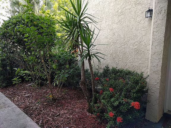 5th image of 1608 SE Green Acres Cir APT R102