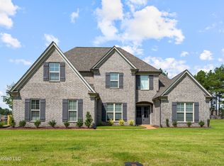 3932 Winter Pointe Dr, Olive Branch, MS 38654