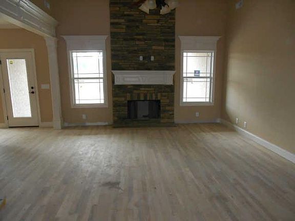 3rd image of 392 Cascade Fls Lot 392