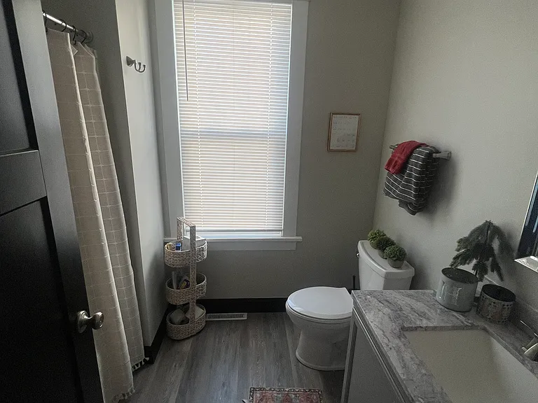 511 Saint Louis St — Photo 5