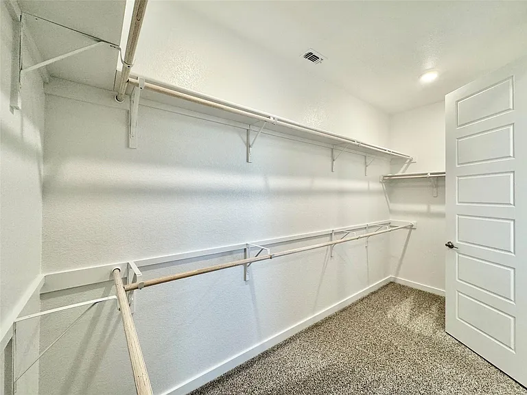 404 Tinto St — Photo 22