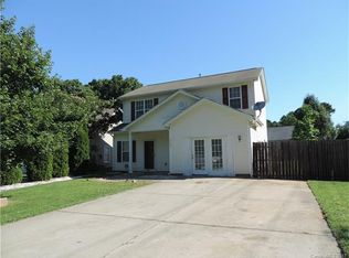 6502 Wesbrook Dr, Charlotte, NC